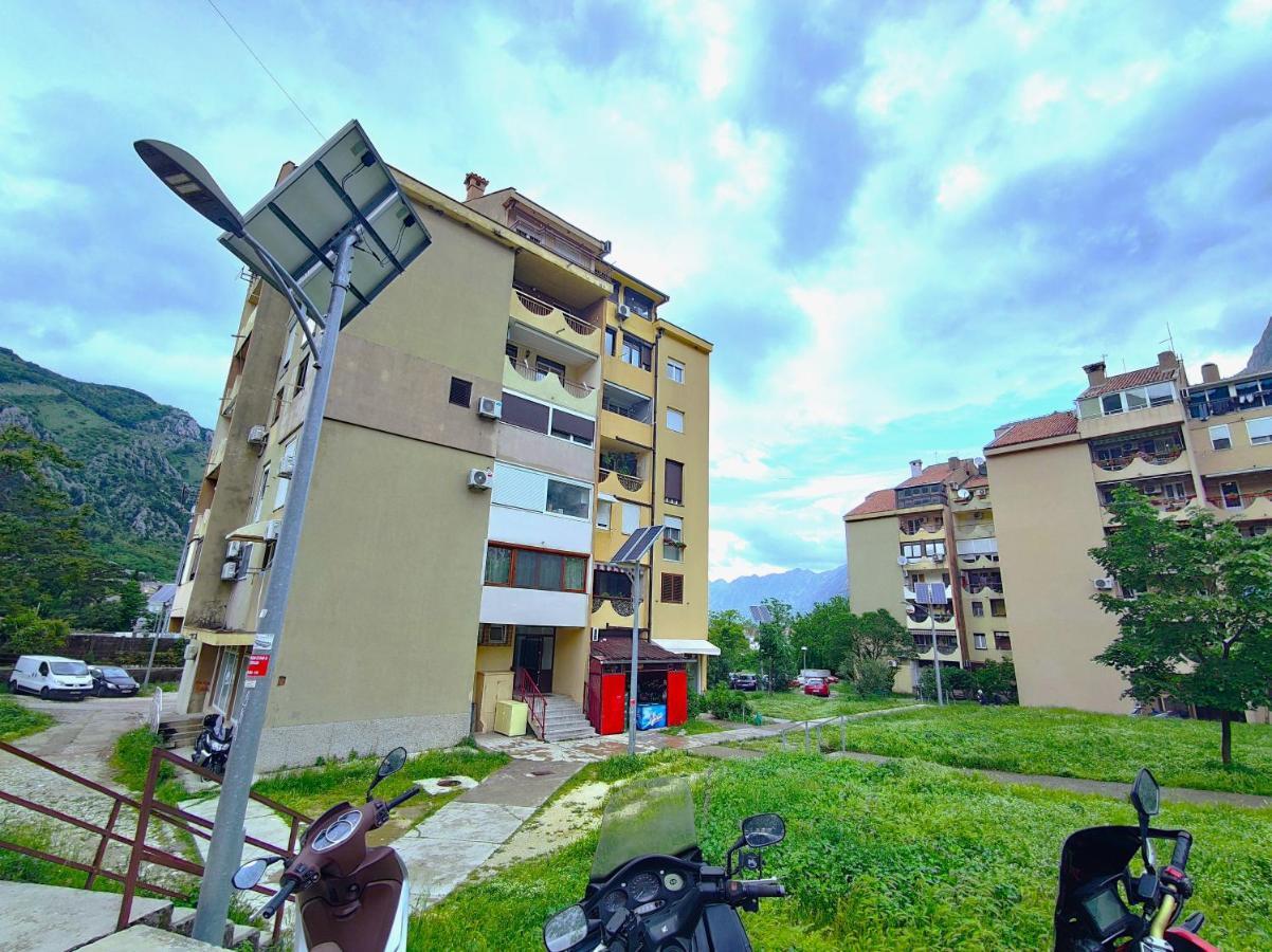Apartment City View Котор Екстер'єр фото