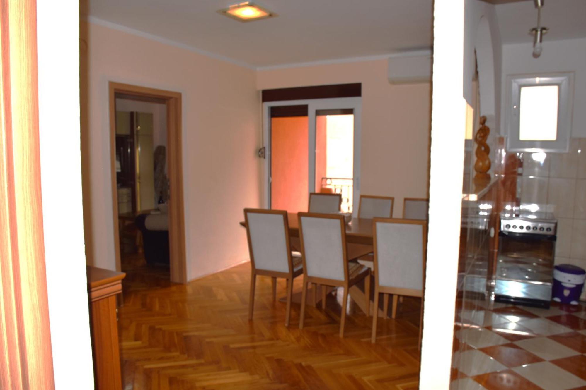 Apartment City View Котор Екстер'єр фото