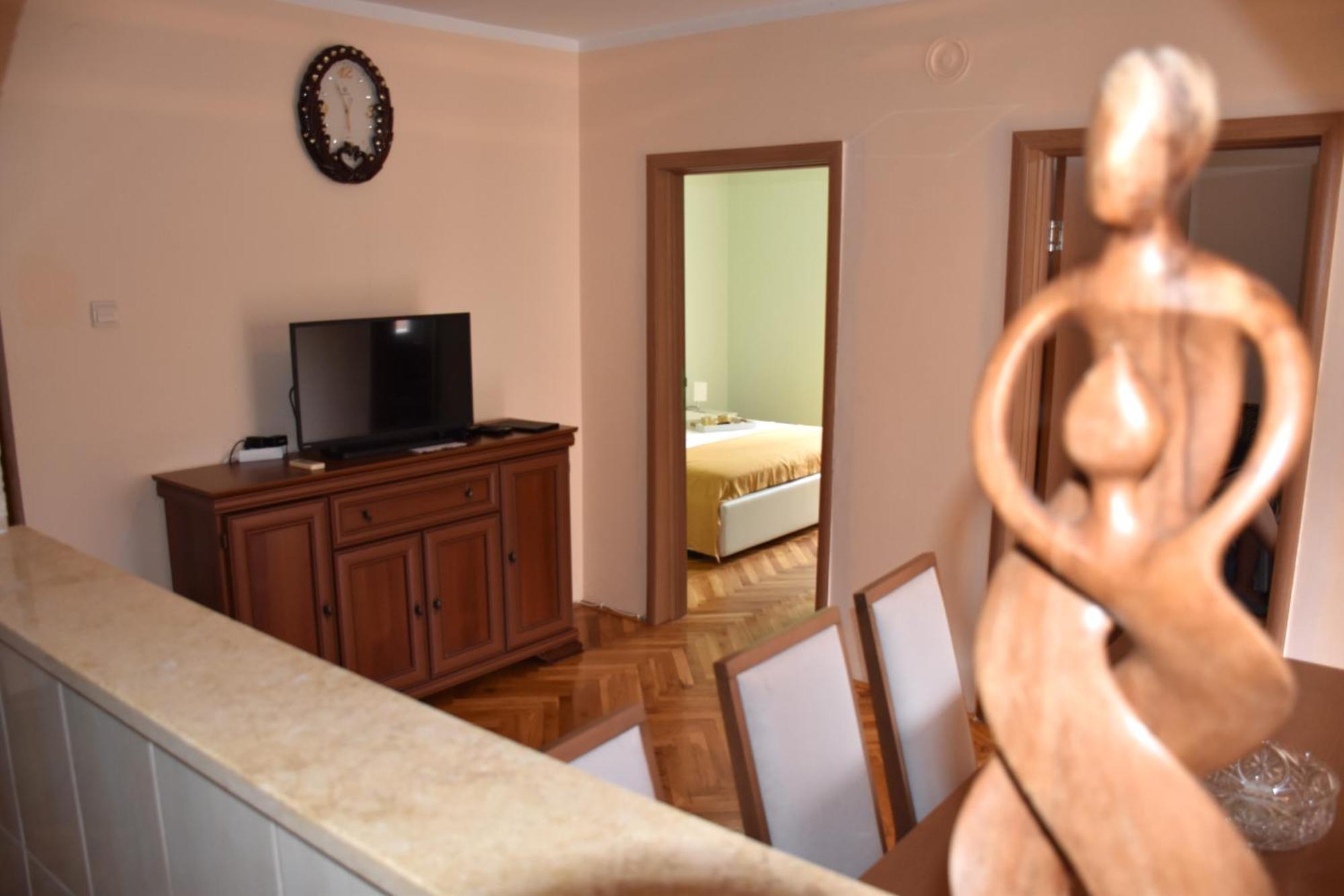 Apartment City View Котор Екстер'єр фото